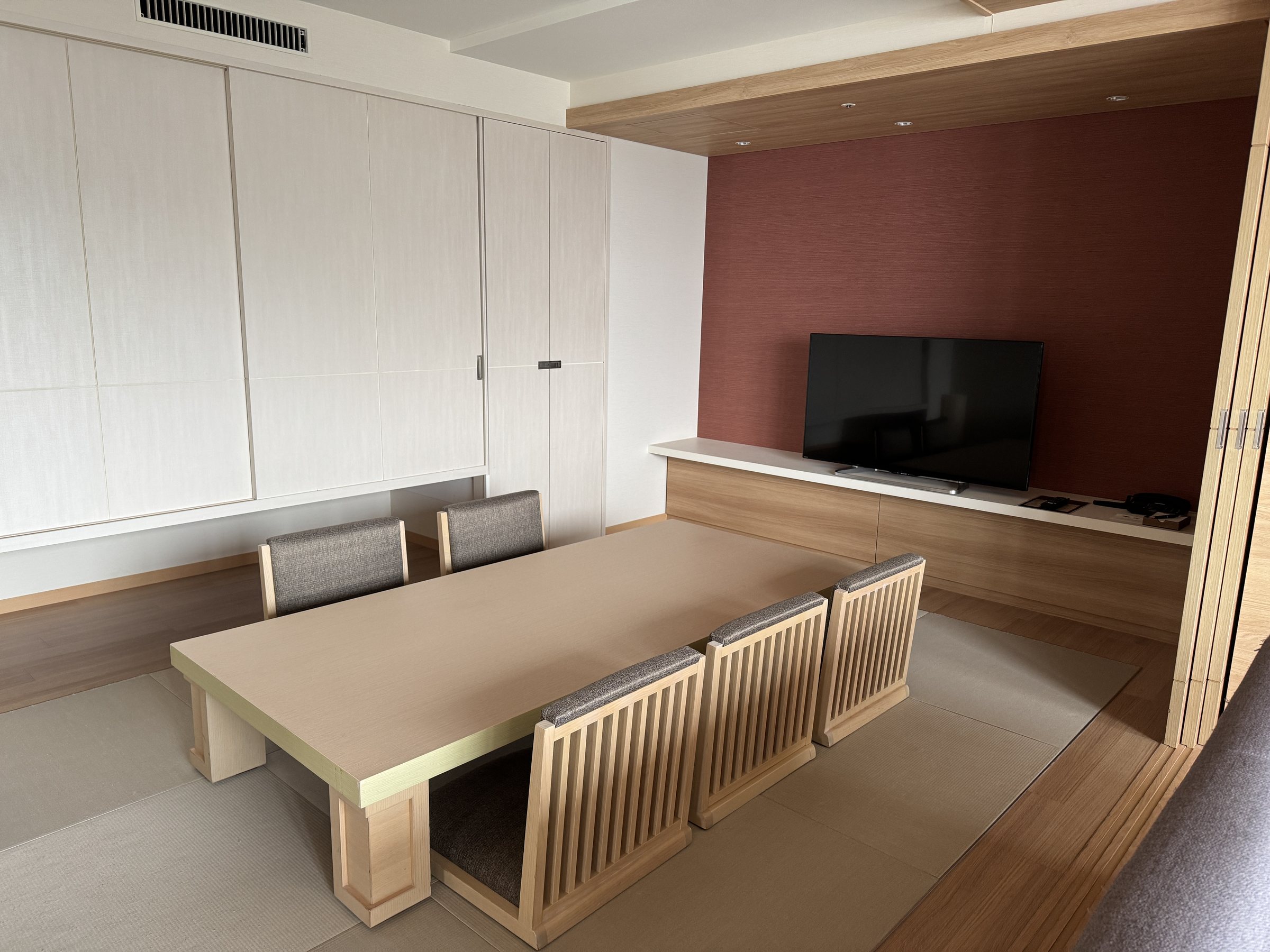 The tatami room, with its low table.