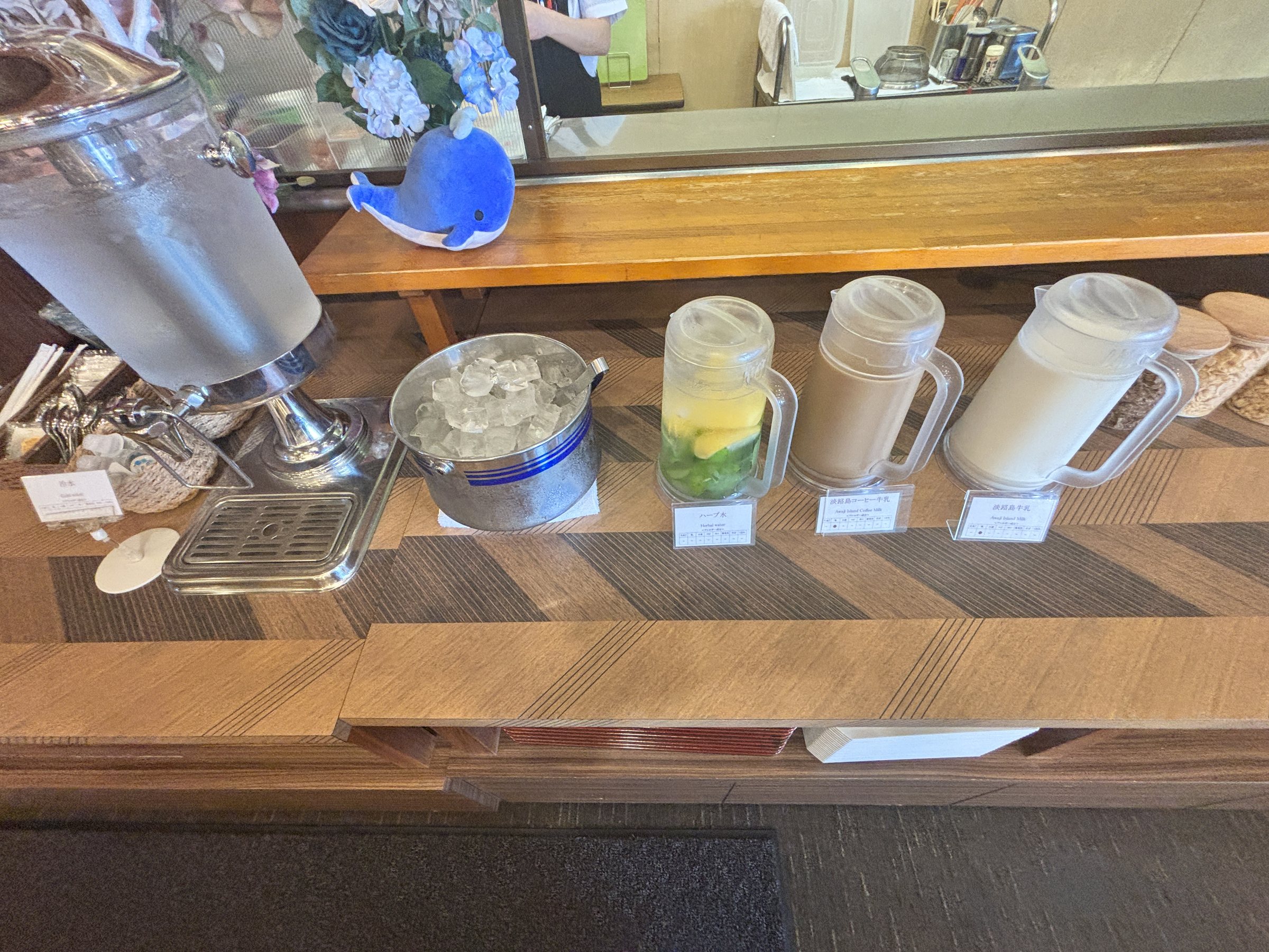 Juices and infused water at the drinks station.