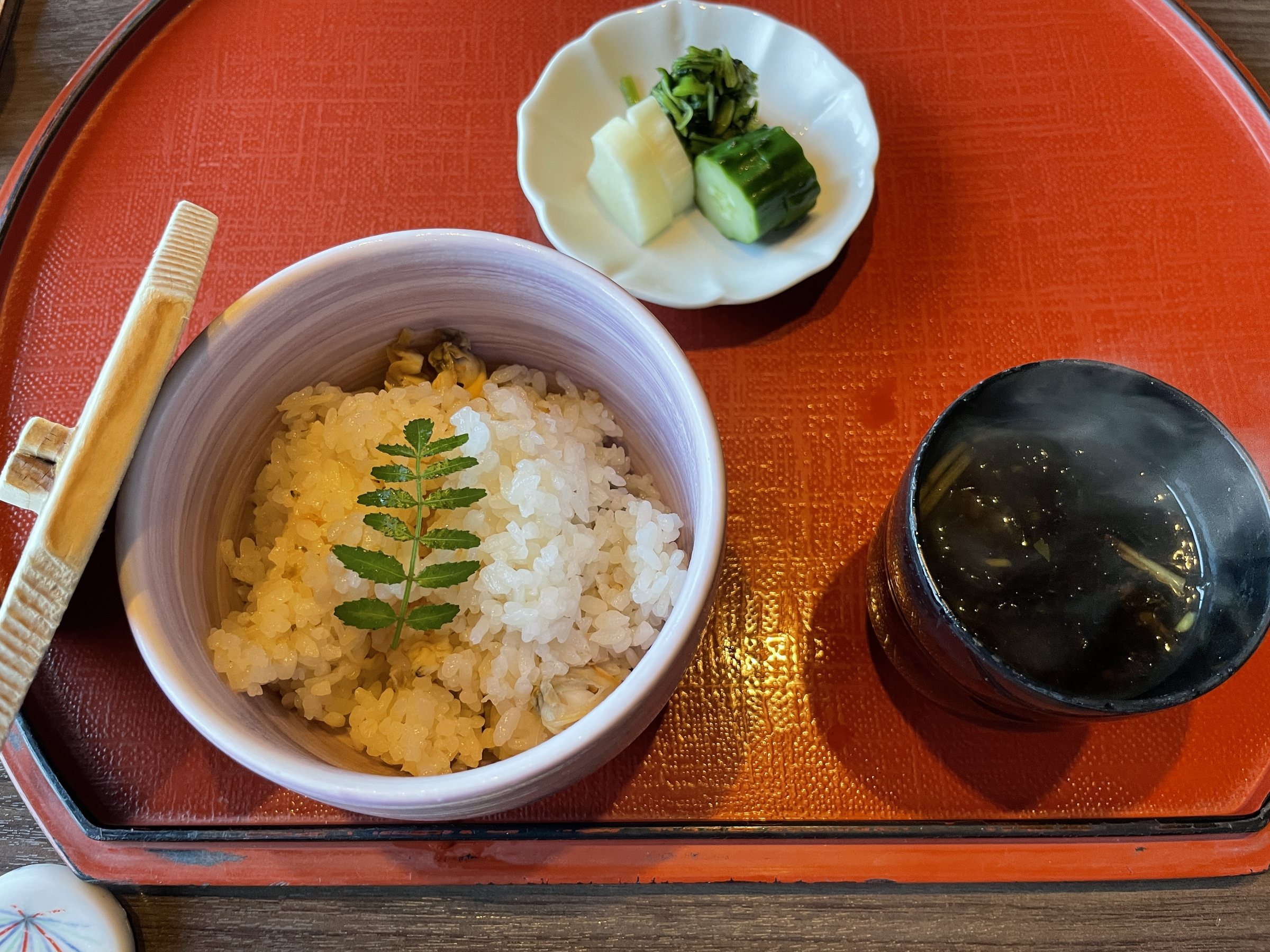 Clam rice, pickles and red miso soup with nori.